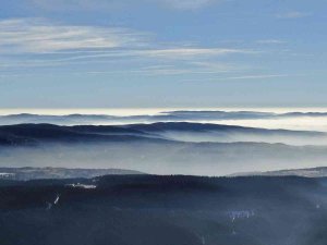 Ilgaz Dağı’nın Eteklerinde Mest Eden Sis Manzarası Havadan Görüntülendi
