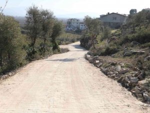 Selçuk’ta Tarımsal Arazi Yolları Yenileniyor