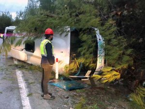 Servis Aracı Kaza Yaptı: 7 Yaralı