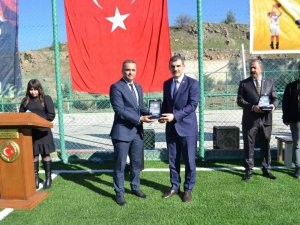 Kilis’te Spor Kompleksi İle Robotik Kodlama Atölyesi Açıldı