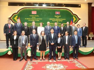 Tarım Ve Orman Bakanı Kirişci Kamboçya’da