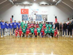 Basketbol U14 Erkekler İ̇l Birinciliği Müsabakaları Sona Erdi