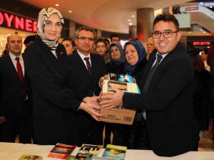 ‘Kitap İ̇yileştirir’ Kitap Bağışı Kampanyasının Açılışı Yapıldı