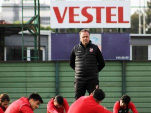 Karşıyaka, Transferde Atağa Geçti