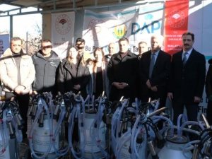 Üreticilere Seyyar Süt Sağım Makinesi