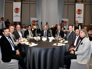 Mersin’de Gazeteciler 10 Ocak Balosunda Bir Araya Geldi