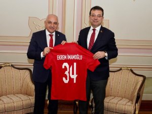 Tff Başkanı Büyükekşi, Ekrem İ̇mamoğlu’nu Ziyaret Etti