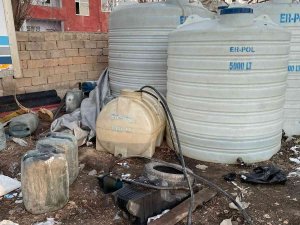 Yüksekova’da 32 Bin Litre Kaçak Akaryakıt Ele Geçirildi