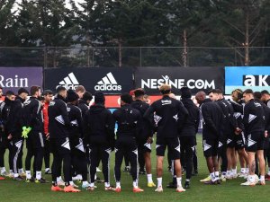 Beşiktaş’ta, Konyaspor Maçı Hazırlıklarını Başkan Çebi De İzledi