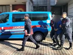 Aranan Şahıslar Jandarmadan Kaçamadı: 2 Tutuklama