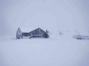 Denizli’nin Yüksek Kesimlerinde Kar Kalınlığı 40 Santime Ulaştı