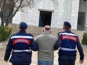 Kasten Cinayetten Aranıyordu, Jasat Yakaladı