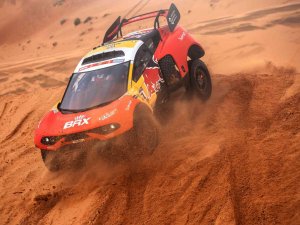 Dakar Rallisi’nin 10. Etabını Sebastien Loeb Kazandı
