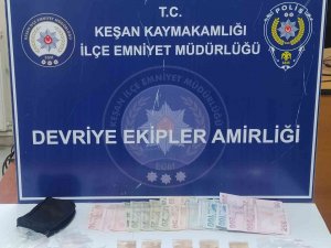 Şüpheli Şahsın Üzerinden Uyuşturucu Çıktı