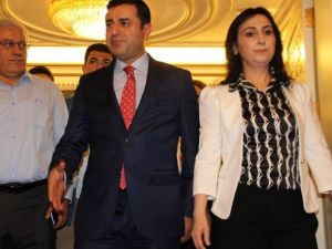 Hdp Ve Dtk Diyarbakır’da Stk’larla Bir Araya Geldi