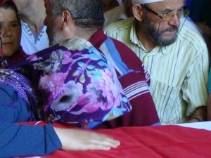 Madenciye Gözü Yaşlı Veda