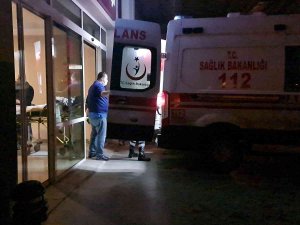 Tüfekle Oynayan Çocuk Kendini Vurdu