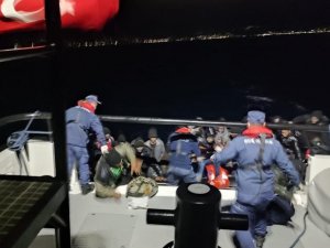 Yunanistan’ın Ölüme İttiği 59 Göçmen Kurtarıldı
