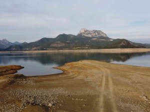 Kuraklık Tehlikesi: Adana Kozan Barajında Su Seviyesi Yüzde 27’ye Düştü