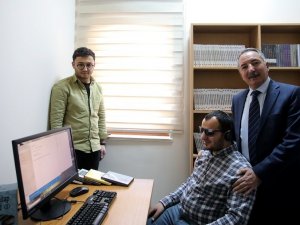 Ai̇çü’de Görme Yetersizliği Olan Öğrenciler İçin Sesli Kütüphane Oluşturuldu