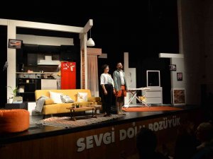 Bozüyük Belediye Tiyatrosu “Ayrılık” İle Sahnede