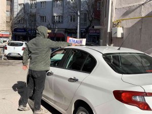 Vatandaşlar Kiralık Araca Yöneldi
