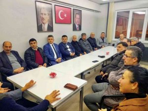 Başkan Yaman, Ak Parti İ̇lçe Danışma Toplantısına Katıldı