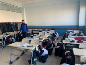 Okulda Deprem Tahliye Tatbikatı