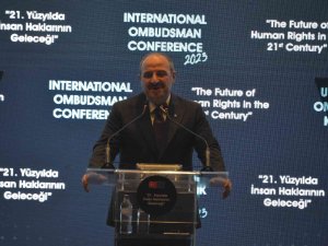 Bakan Varank: “Twitter’ın Sahibinin Değişmesiyle Politikaları 180 Derece Değişti”