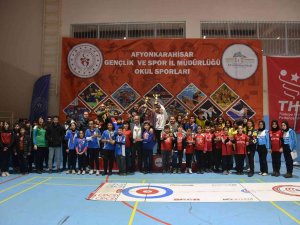 Afyonkarahisar’da Gençler Ve Küçükler Curling Müsabakaları Tamamlandı