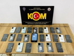 Şüpheli Şahsın Üzerinden Kaçak Telefonlar Ele Geçirildi
