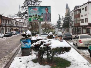 Antalya’nın Elmalı İlçesinde Kar Sevinci