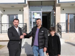 Turhal’da Toki̇ Evleri Sahipleriyle Buluşuyor