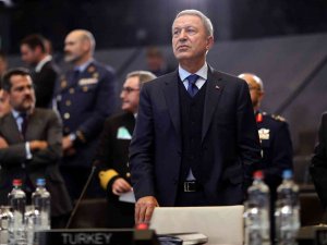 Bakan Akar: “İ̇sveç’i Derhal Tedbir Almaya Davet Ediyoruz”