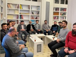 Çarşamba Sohbetlerinin Konuğu Dr. Gayretli Oldu