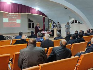 Kulu’da Muhtarlara "Aile Okulu" Projesi Çerçevesinde Eğitim Verildi