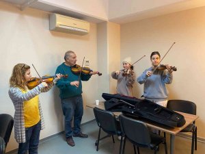 Besmek Müzik Ve Gösteri Sanatları Kursları İle Hayaller Gerçek Oluyor