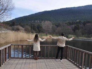 Doğa Tutkunlarının Vazgeçilmez Adresi: Gölcük Tabiat Parkı