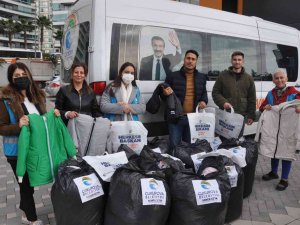 Çukurova Belediyesi, Çocuklara Mont Hediye Etti