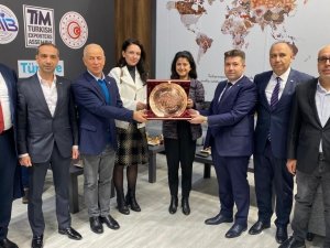 2023 Halı Koleksiyonlarını Domotex’te Tanıtıyor