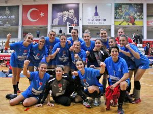 İ̇zmir Ekibinin Gözü Turda