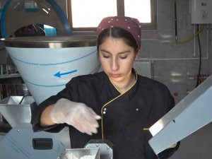 Öğrenciler Kendi Ekmeklerini Pişirecek