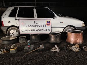 3 Hırsız Çaldıkları Malzemeler İle Birlikte Yakalandı