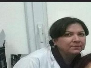Evinde Ölü Bulunan Kadın Doktor Toprağa Verildi