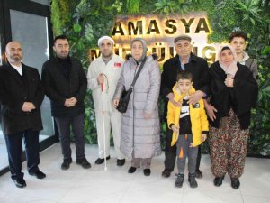 Görme Engelli Emekli İmamın Umre Hayalini Meslektaşları Gerçekleştirdi