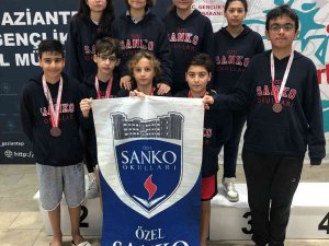 Sanko Okullarının Yüzme Başarısı