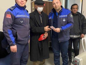 İ̇çinde 10 Bin 950 Tl Bulunan Çanta Sahibine Teslim Edildi