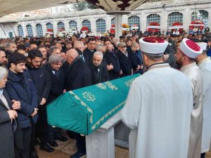Türk Halk Müziği Sanatçısı Burhan Çaçan Son Yolculuğuna Uğurlandı