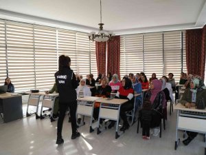 Van’da Kadınlara Uyuşturucu İle Mücadele Semineri