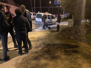 İ̇ş Yerine Silahlı Saldırı Yapıp, Peşlerine Düşen Polis Ekiplerine Ateş Ettiler